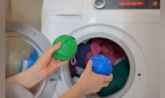 洗濯ボールのおすすめ10選｜洗濯機内で衣類が絡まない人気商品を解説