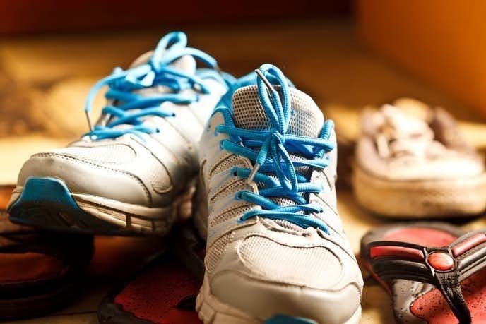 世界で愛され続ける名品 オニツカタイガーのスニーカー人気モデル8選 Smartlog 世界で愛され続ける名品 オニツカタイガーのスニーカー人気モデル8選 Smartlog