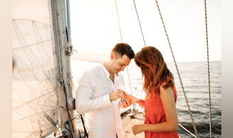 遠距離恋愛から結婚へ踏み切るベスト...