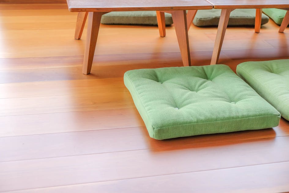 座布団のおすすめ15選 椅子や床でも座り心地のいい人気クッションを徹底解説 Smartlog 座布団のおすすめ15選 椅子や床でも座り心地のいい人気クッションを徹底解説 Smartlog