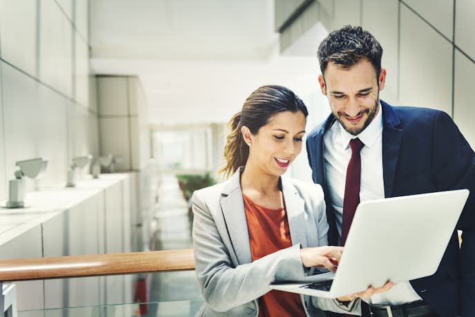 付き合ってないのに甘えてくる男性心理とは 相手を傷つけない対処法も解説 Smartlog 付き合ってないのに甘えてくる男性心理とは 相手を傷つけない対処法も解説 Smartlog