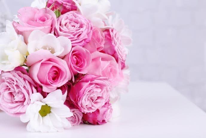 花言葉 一緒にいたい を意味する5本の花 一途な愛を伝える花一覧とは Smartlog