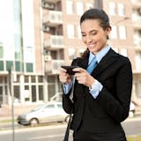 社会人カップルに最適なLINE頻度。恋人と...