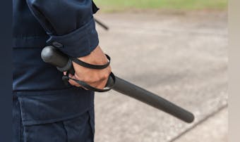 警棒のおすすめ8選。銃刀法違反にな...
