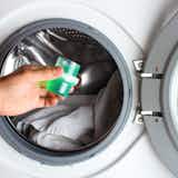 【種類別】洗濯洗剤のおすすめ25選。頑固な汚れや匂いを落とす人気商品を比較