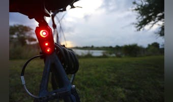自転車用LEDライトのおすすめ集｜強力で明るい人気ライトも紹介！