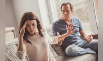 夫婦仲が悪い女性の特徴10選。家庭...