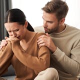 「別れたくないけどしんどい…」彼氏と付き合...