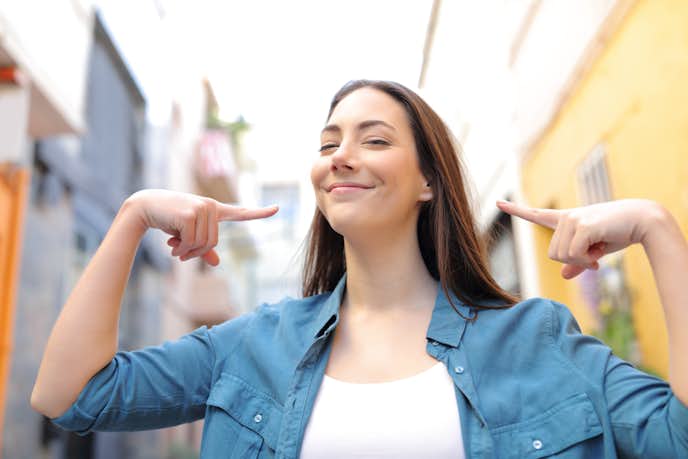 態度がでかい人の特徴とは 職場にいる偉そうな人の対応方法を解説 Smartlog