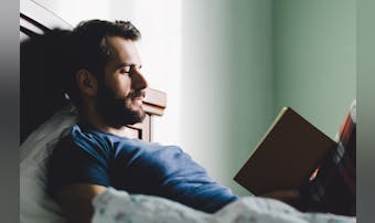 経済小説のおすすめ20選。仕事にも...