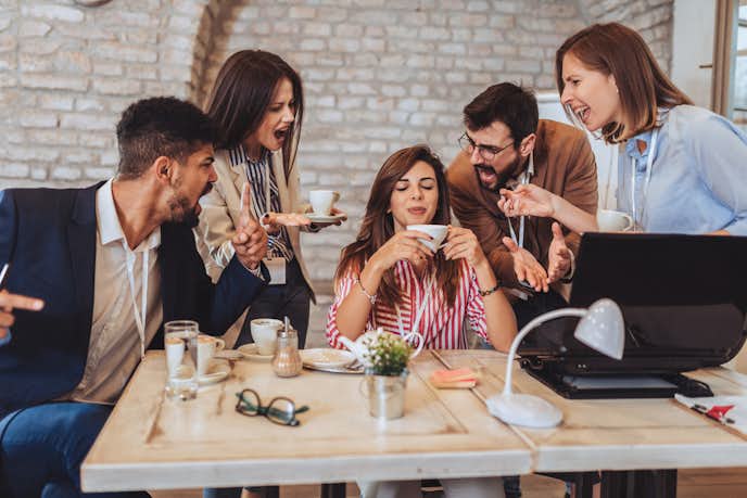 ある特定の人にイライラする原因とは イラッとした時のストレス発散方法を解説 Smartlog ある特定の人にイライラする原因とは イラッとした時のストレス発散方法を解説 Smartlog