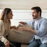 男性が心を開いている証拠ってわかる?見逃しやすい“心を許しているサイン”を大公開