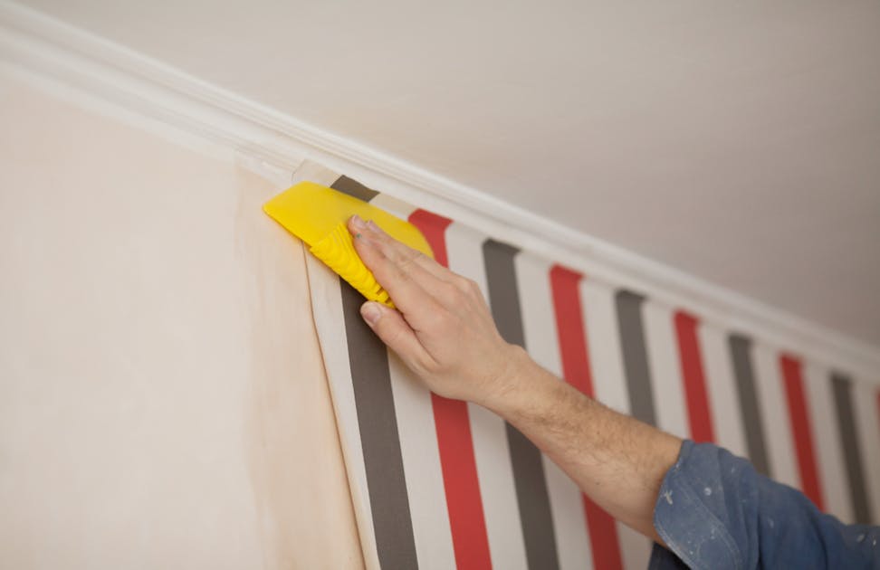 壁紙補修におすすめなのりやパテを大公開 人気の接着剤を徹底解説 Smartlog 壁紙補修におすすめなのりやパテを大公開 人気の接着剤を徹底解説 Smartlog