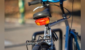 おしゃれな自転車ライトのおすすめ10選 明るくてかわいい人気の照明とは Smartlog おしゃれな自転車ライトのおすすめ10選 明るくてかわいい人気の照明とは Smartlog