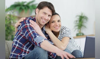 恋人とのマンネリは解消できる。倦怠...