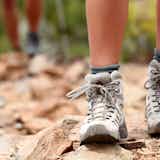 登山靴のおすすめ18選。初心者も使いやすく街歩きでも使えるブランドのトレッキングシューズを大公開