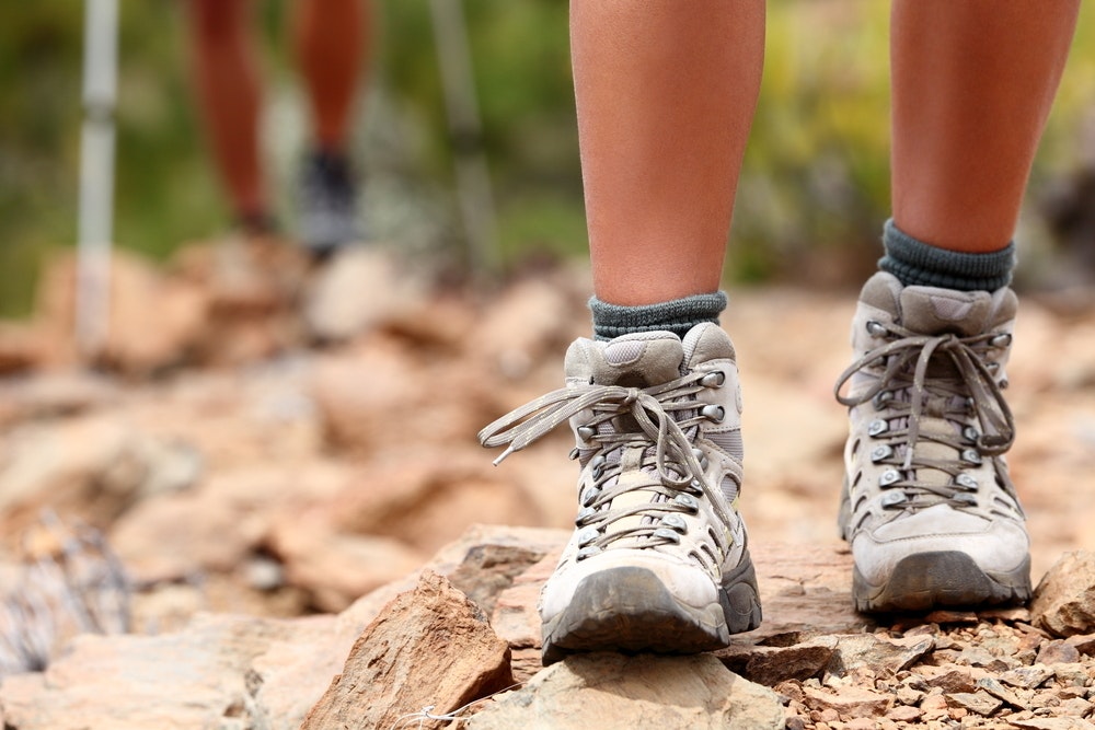 登山靴のおすすめ15選｜初心者も使いやすく街歩きでも使えるブランドのトレッキングシューズを大公開 | Smartlog