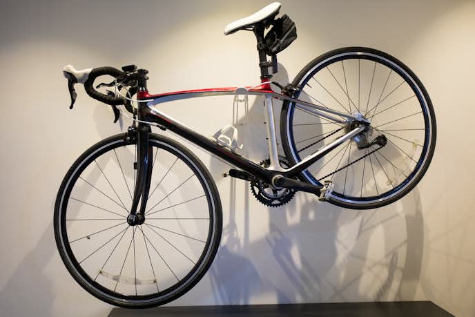 室内向けロードバイクスタンドのおすすめ集 部屋での自転車収納に便利な人気商品を紹介 Smartlog 室内向けロードバイクスタンドのおすすめ集 部屋での自転車収納に便利な人気商品を紹介 Smartlog