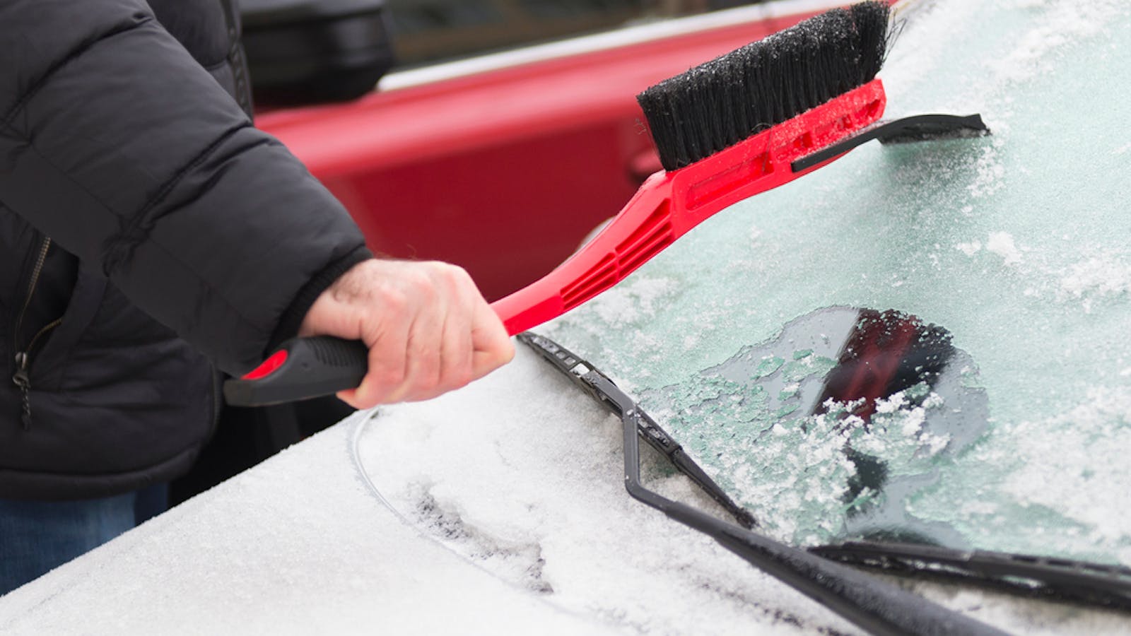 スノーブラシのおすすめ9選 傷つけずに車の雪おろしができる人気商品を解説 セレクト スノーブラシのおすすめ9選 傷つけずに車の雪おろしができる人気商品を解説 セレクト