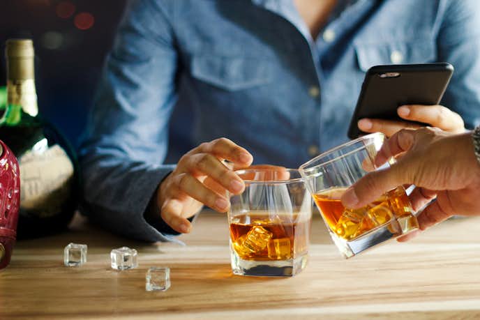 ウイスキーグラスのおすすめ10選 おしゃれでかっこいい人気グラスを大公開 Smartlog