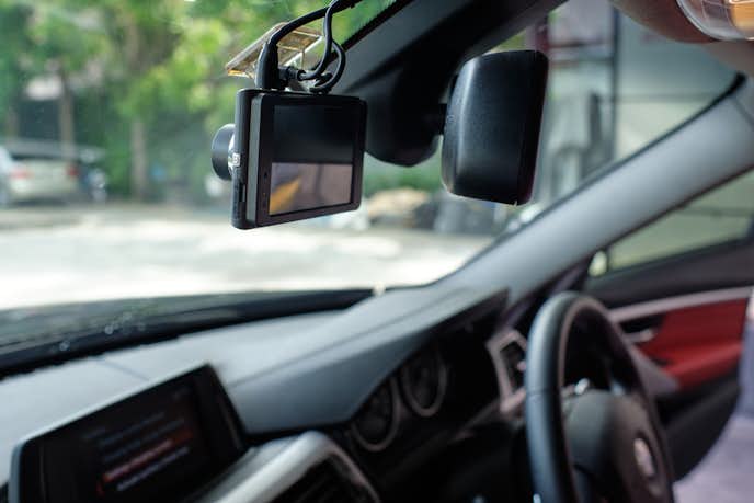 車載フロントカメラのおすすめ10選 事故防止に役立つカーグッズを徹底比較 Smartlog 車載フロントカメラのおすすめ10選 事故防止に役立つカーグッズを徹底比較 Smartlog