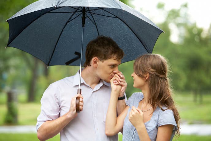 男性が日傘を使うメリットは女性から好印象
