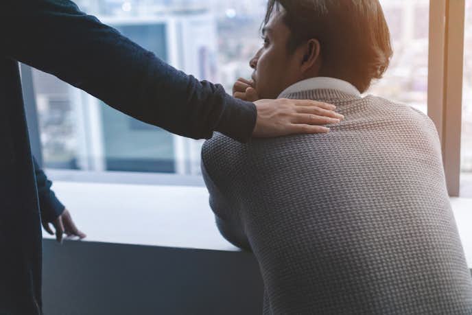 寂しがり屋な男性の7つの特徴 彼氏にするメリットや付き合う方法を紹介 Smartlog 寂しがり屋な男性の7つの特徴 彼氏にするメリットや付き合う方法を紹介 Smartlog
