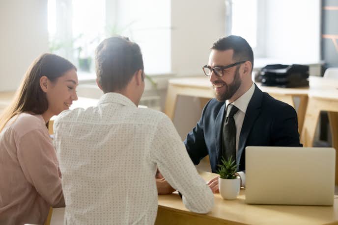 会社を早退する時の15の理由 絶対に許してもらえる言い訳の伝え方とは Smartlog 会社を早退する時の15の理由 絶対に許してもらえる言い訳の伝え方とは Smartlog