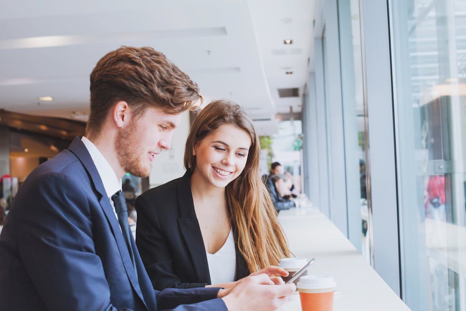 好きな男から告白させるように仕向ける18のテクニック 言動 Line Smartlog