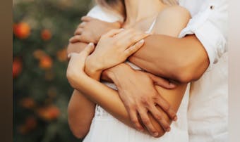 手フェチ女性の5つの心理。圧倒的に...