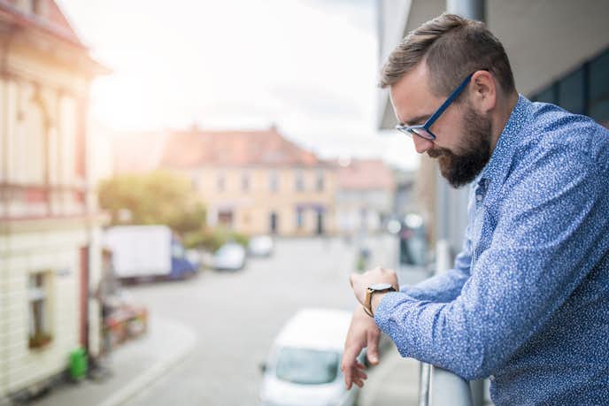 彼女を振った後の男の心理とは 振られた元彼と絶対復縁する5つ方法 Smartlog 彼女を振った後の男の心理とは 振られた元彼と絶対復縁する5つ方法 Smartlog