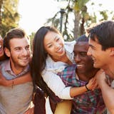 ノリがいい人の10の特徴。周りからモテる“...