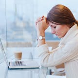 ホームシックになる5つの原因。急に辛い気持...