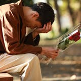 告白できない男性の10の心理。告白してこな...