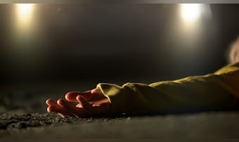 夢占い 知らない異性が出てくる夢の意味 スピリチュアル的な暗示を診断 Smartlog 夢占い 知らない異性が出てくる夢の意味 スピリチュアル的な暗示を診断 Smartlog