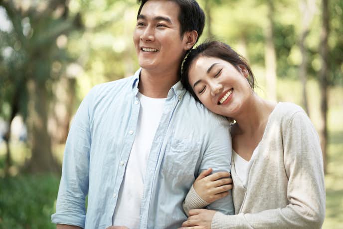 恋愛至上主義とは 恋愛が最優先な女性の特徴から恋愛に依存しないコツを大公開 Smartlog 恋愛至上主義とは 恋愛が最優先な女性の特徴から恋愛に依存しないコツを大公開 Smartlog