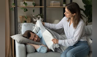 儚い人の特徴とは 儚げ女子 の意味から儚い女の子に近づく方法まで解説 Smartlog 儚い人の特徴とは 儚げ女子 の意味から儚い女の子に近づく方法まで解説 Smartlog