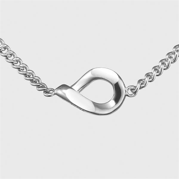 2. 4℃ シルバーネックレス3