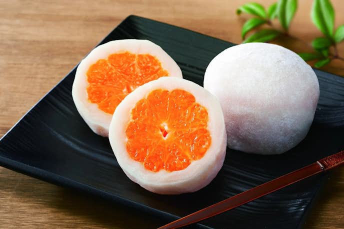 おすすめのお菓子はまるごとみかん大福6個入り