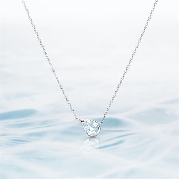 お返しにおすすめのネックレス① 4℃ 【50th Collection】 シルバー ネックレス