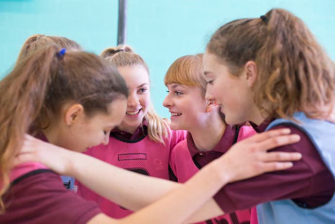 スポーツ女子がモテる9つの理由 運動好きな女性の特徴や人気のスポーツとは Smartlog スポーツ女子がモテる9つの理由 運動好きな女性の特徴や人気のスポーツとは Smartlog