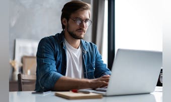 恋愛経験が少ない男と付き合うのは疲...