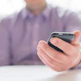 LINEの返信が遅い男性の心理。脈あり&脈なしサインから対処法まで徹底解説