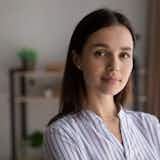 薄い顔の特徴とは?のっぺりした印象を激変させる”最強メイク”を解説!