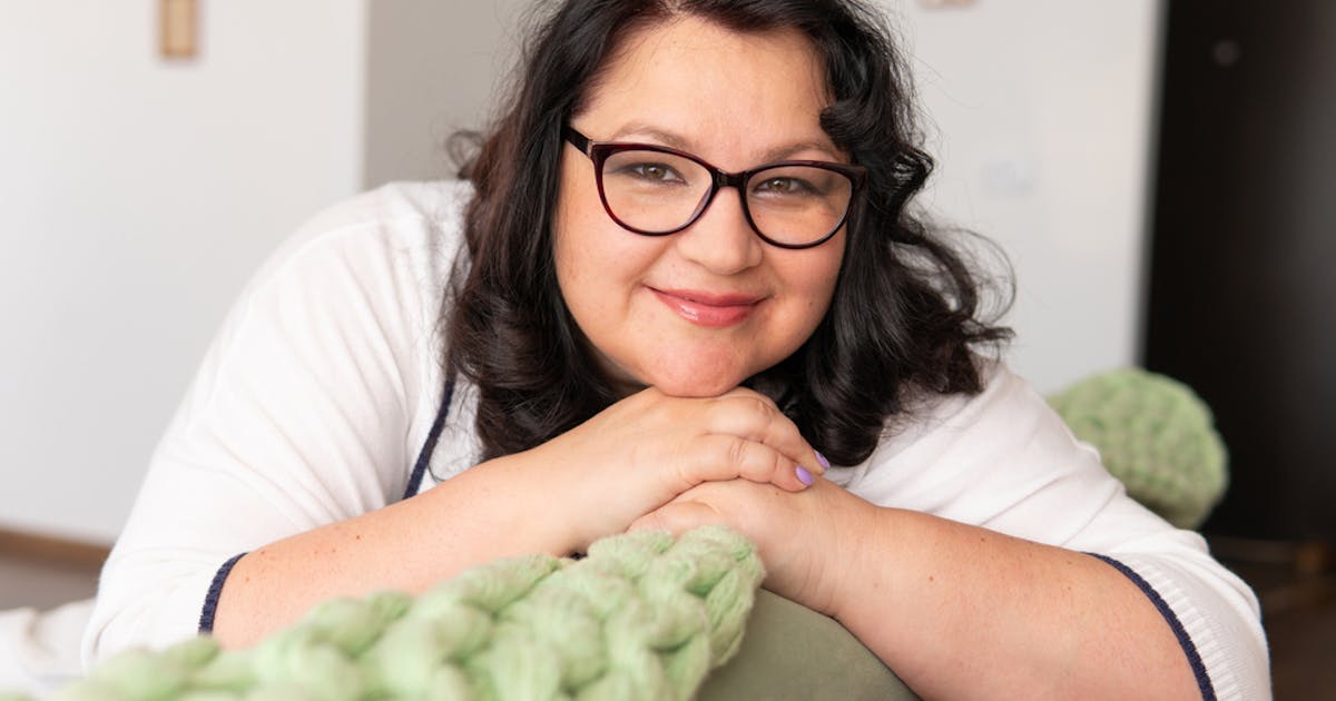 頭が大きい人の特徴8選 頭がでかい原因と自力で小さくする方法とは Smartlog 頭が大きい人の特徴8選 頭がでかい原因と自力で小さくする方法とは Smartlog