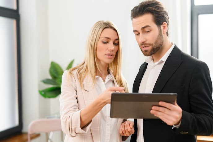 誰にでも優しい男性の 脈なしサイン に注意 脈ありとの見分け方とは Smartlog 誰にでも優しい男性の 脈なしサイン に注意 脈ありとの見分け方とは Smartlog