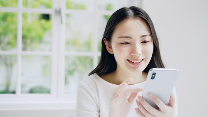 柔らかい雰囲気がある人の10の特徴 好かれる優しいオーラを出す方法とは Smartlog 柔らかい雰囲気がある人の10の特徴 好かれる優しいオーラを出す方法とは Smartlog