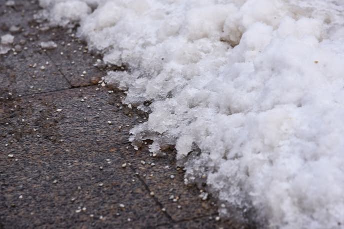 融雪剤のおすすめ13選 選び方のポイントも解説 Smartlog 融雪剤のおすすめ13選 選び方のポイントも解説 Smartlog