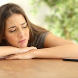 好きな人がLINEを既読無視?諦めるべきパ...