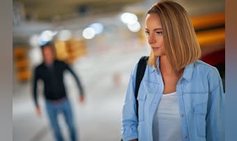 ナンパが怖い女性へ。声をかけられた...